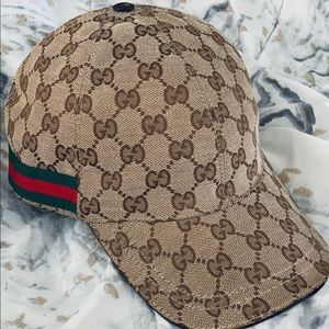 AUTHENTIC GUCCI HAT ✨